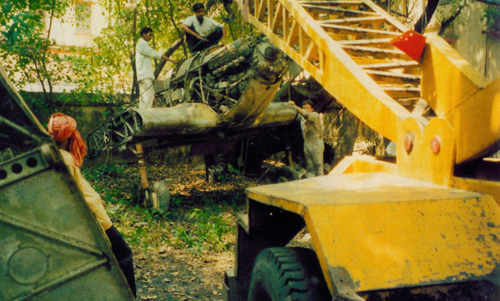 Hurricane R4118 is removed from Banara Hindu University at Varanasi, India in June 2001.